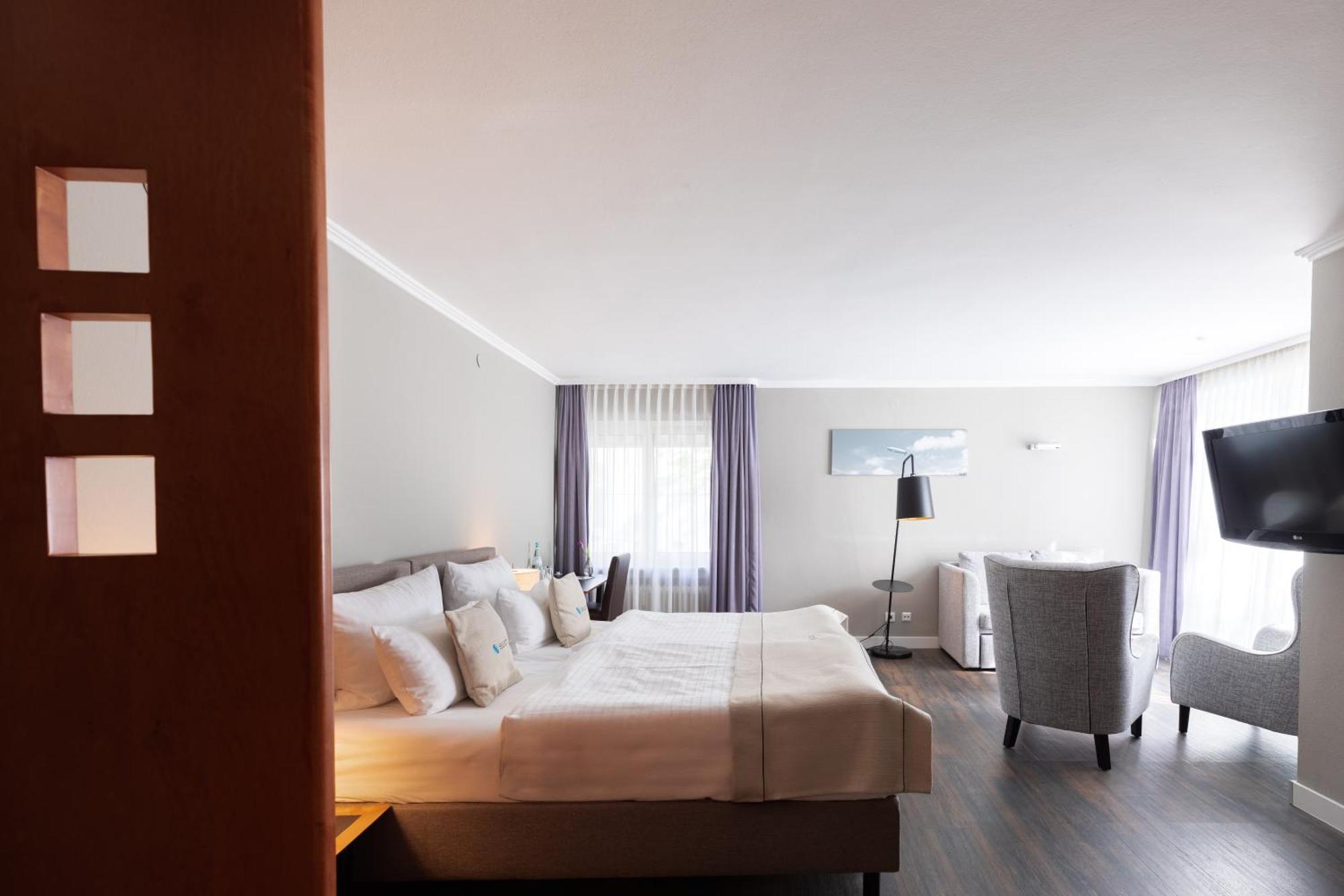 Select Hotel FDH Exterior foto