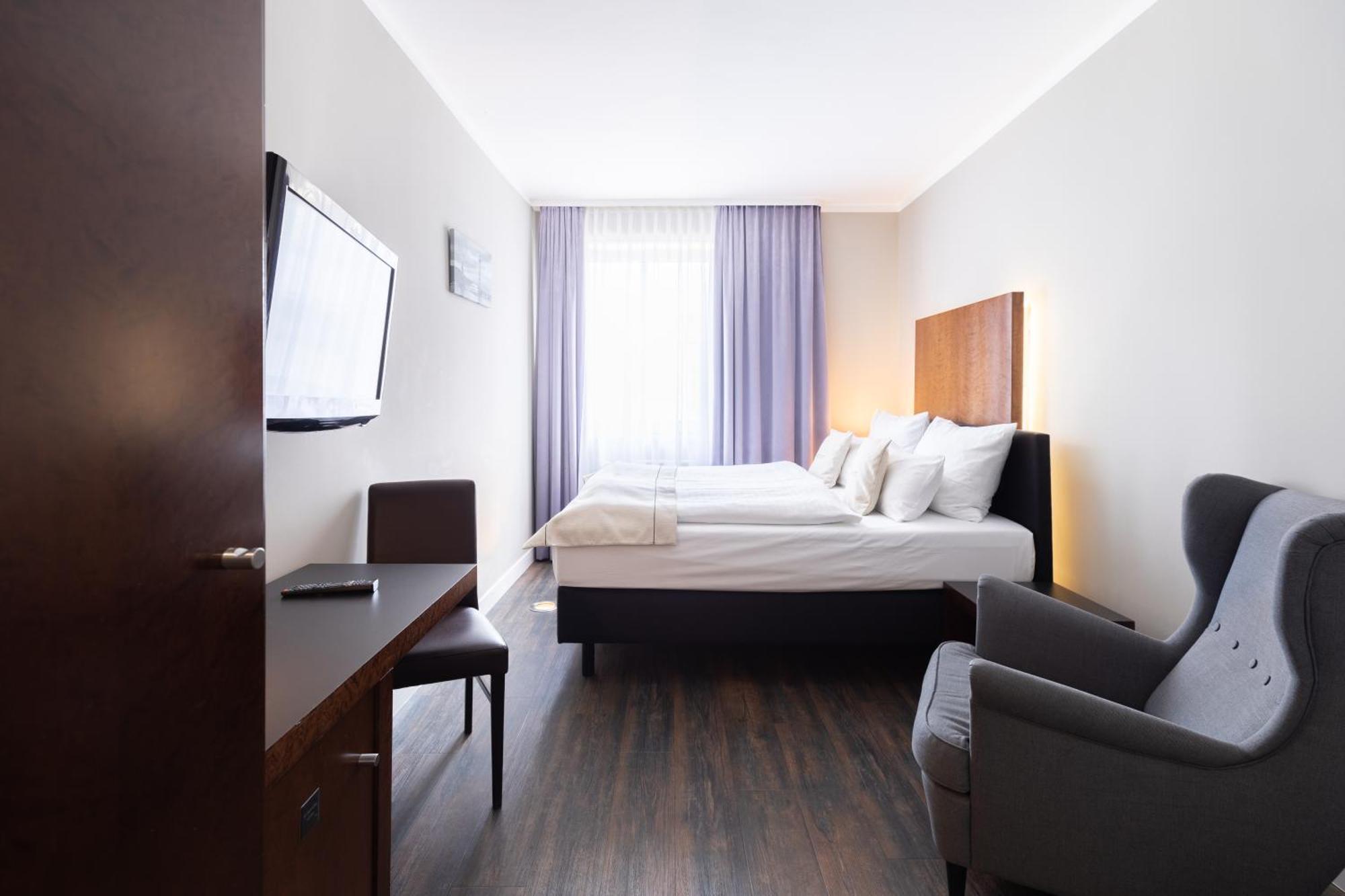 Select Hotel FDH Exterior foto